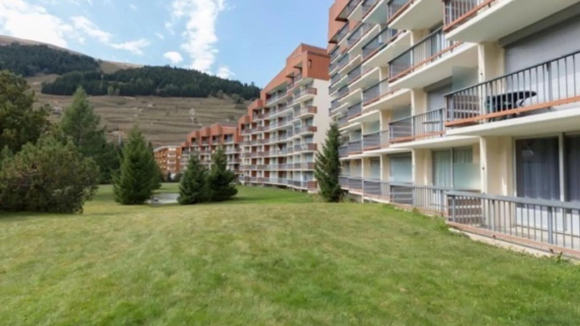 Studio Cote Brune 5 By Interhome Les Deux Alpes