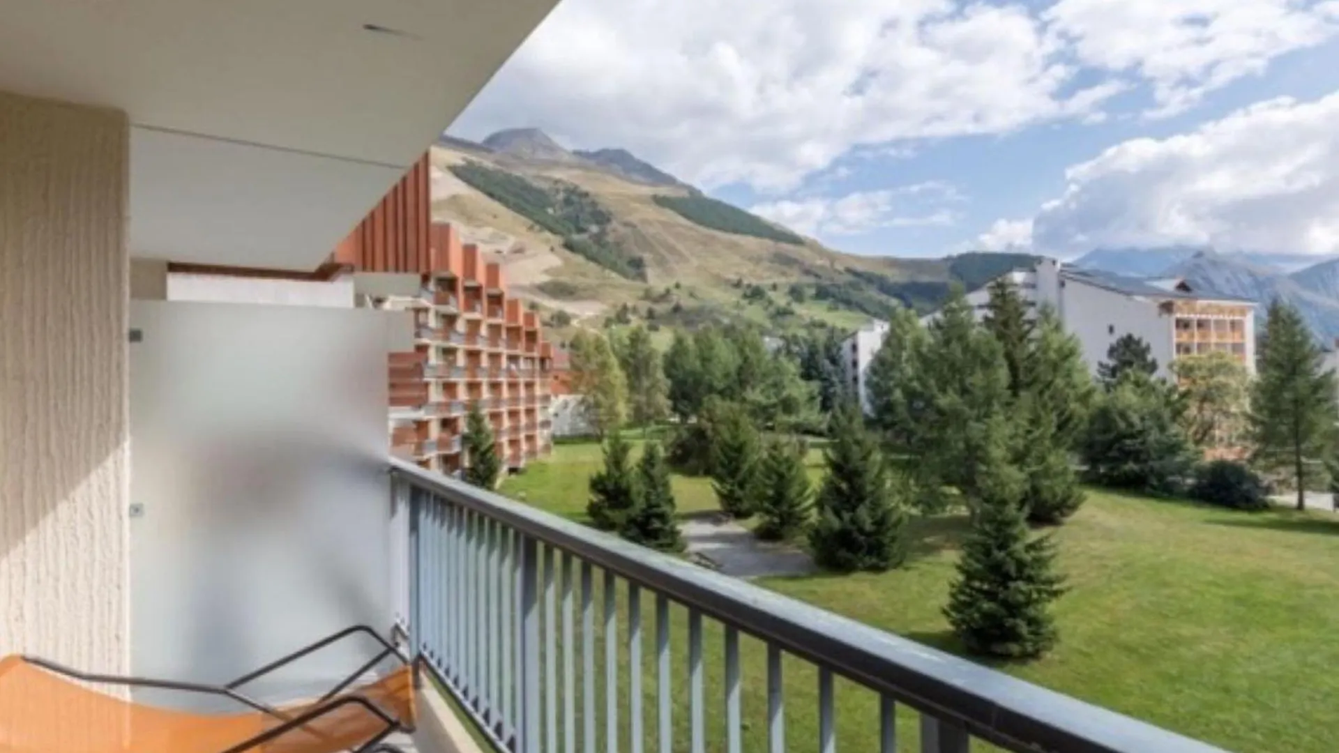 Studio Cote Brune 5 By Interhome Les Deux Alpes